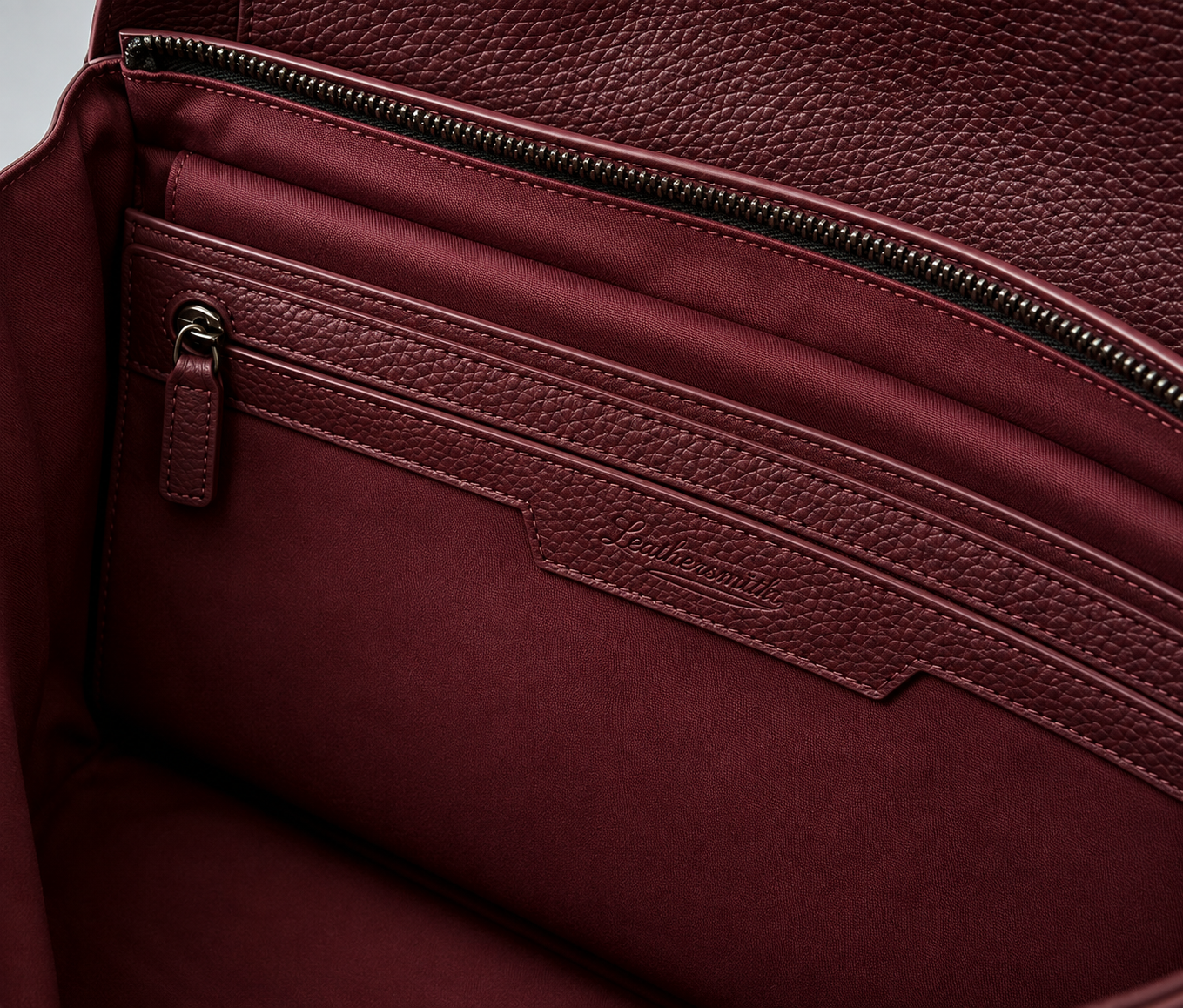MSLEATHER006 | Plain Leather Messenger Bag